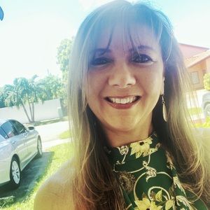 Meet your Posher, Lisa